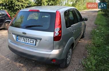 Хэтчбек Ford Fiesta 2007 в 