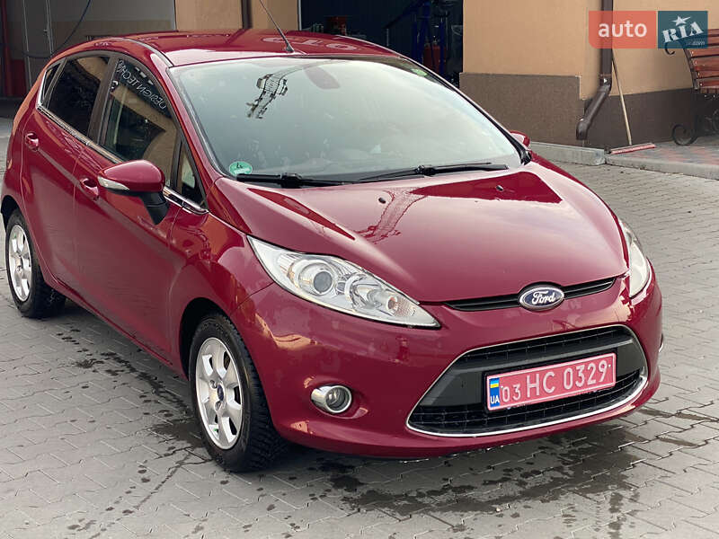 Хэтчбек Ford Fiesta 2009 в Ирпене