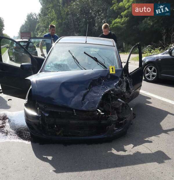 Хэтчбек Ford Fiesta 2008 в Львове