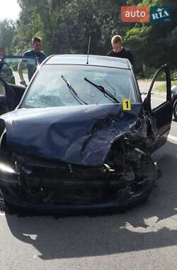 Хэтчбек Ford Fiesta 2008 в 