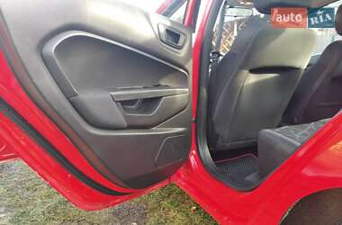 Седан Ford Fiesta 2013 в Гайсине
