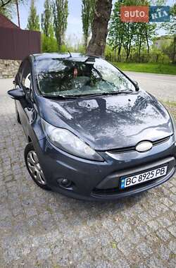 Хэтчбек Ford Fiesta 2010 в 