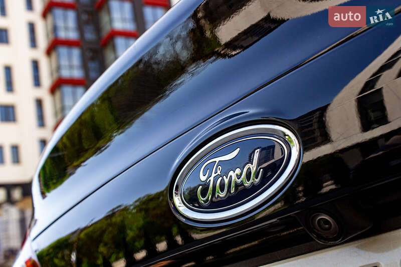 Седан Ford Fiesta 2019 в Львові