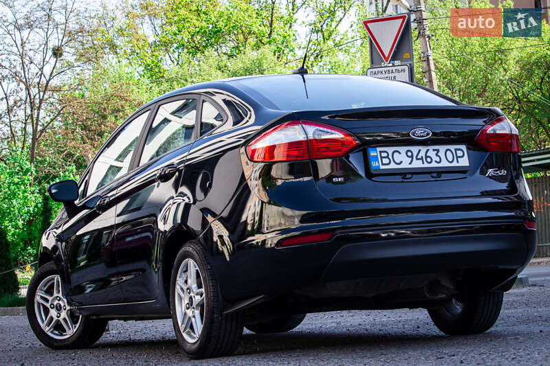 Седан Ford Fiesta 2019 в Львові