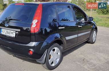 Хэтчбек Ford Fiesta 2008 в 