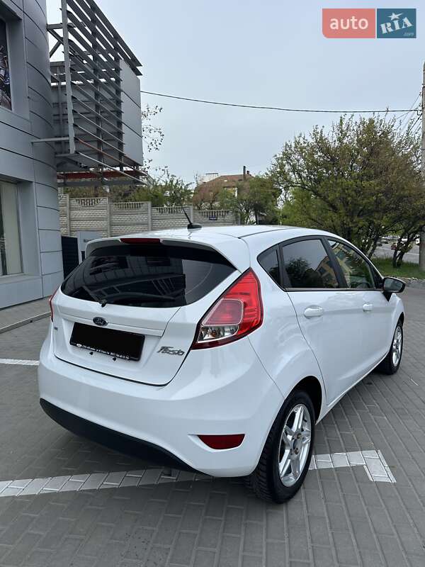 Хетчбек Ford Fiesta 2019 в Києві