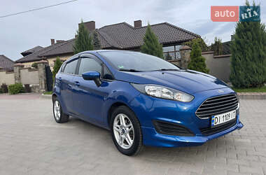 Хэтчбек Ford Fiesta 2018 в 