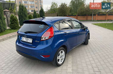 Хэтчбек Ford Fiesta 2018 в 
