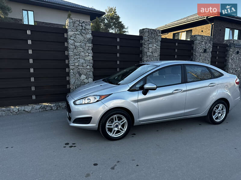 Седан Ford Fiesta 2019 в Кременчуге