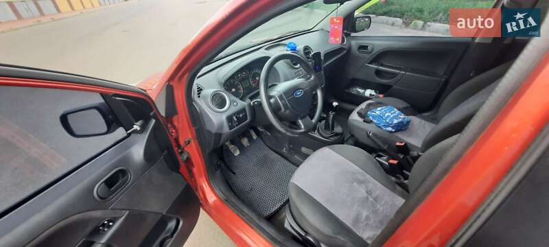Хэтчбек Ford Fiesta 2008 в Харькове