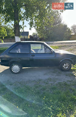 Хетчбек Ford Fiesta 1988 в 
