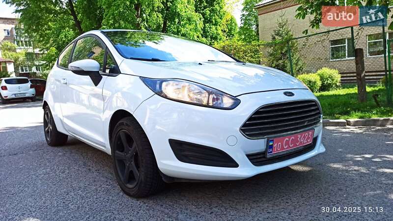 Хетчбек Ford Fiesta 2016 в Броварах