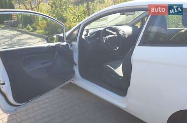 Хэтчбек Ford Fiesta 2011 в 