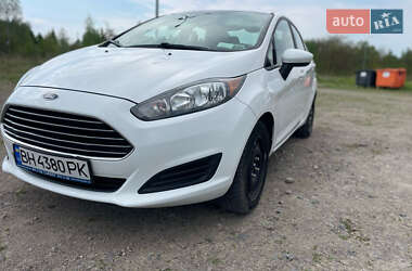 Седан Ford Fiesta 2017 в Львове