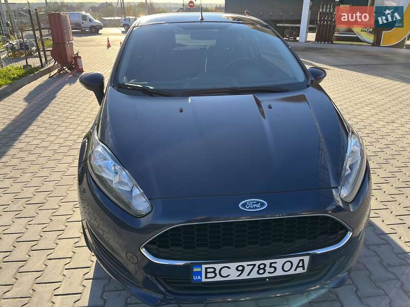 Хэтчбек Ford Fiesta 2014 в Львове