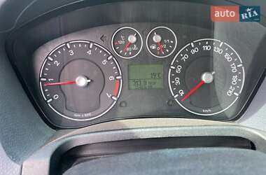 Хэтчбек Ford Fiesta 2008 в 