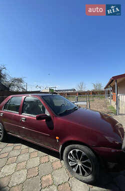 Хэтчбек Ford Fiesta 1996 в 