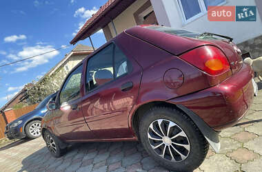 Хэтчбек Ford Fiesta 1996 в 