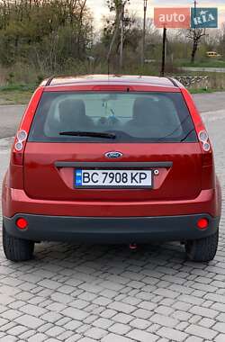 Хэтчбек Ford Fiesta 2007 в 