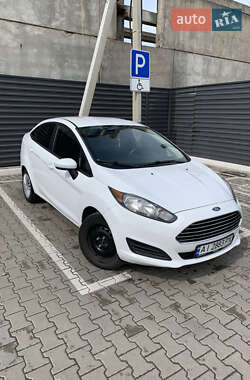 Седан Ford Fiesta 2017 в 