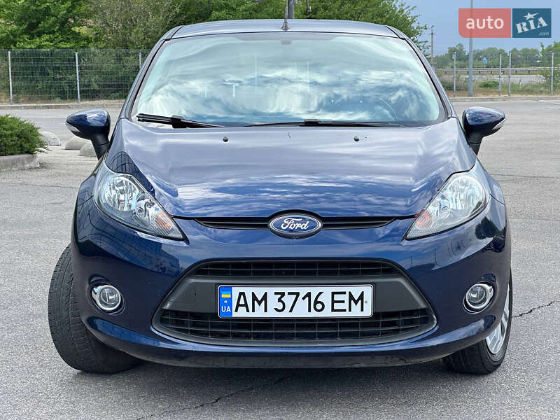 Хетчбек Ford Fiesta 2011 в Дніпрі