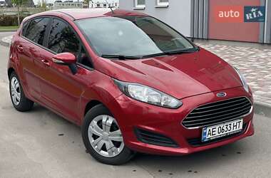 Хэтчбек Ford Fiesta 2015 в Днепре