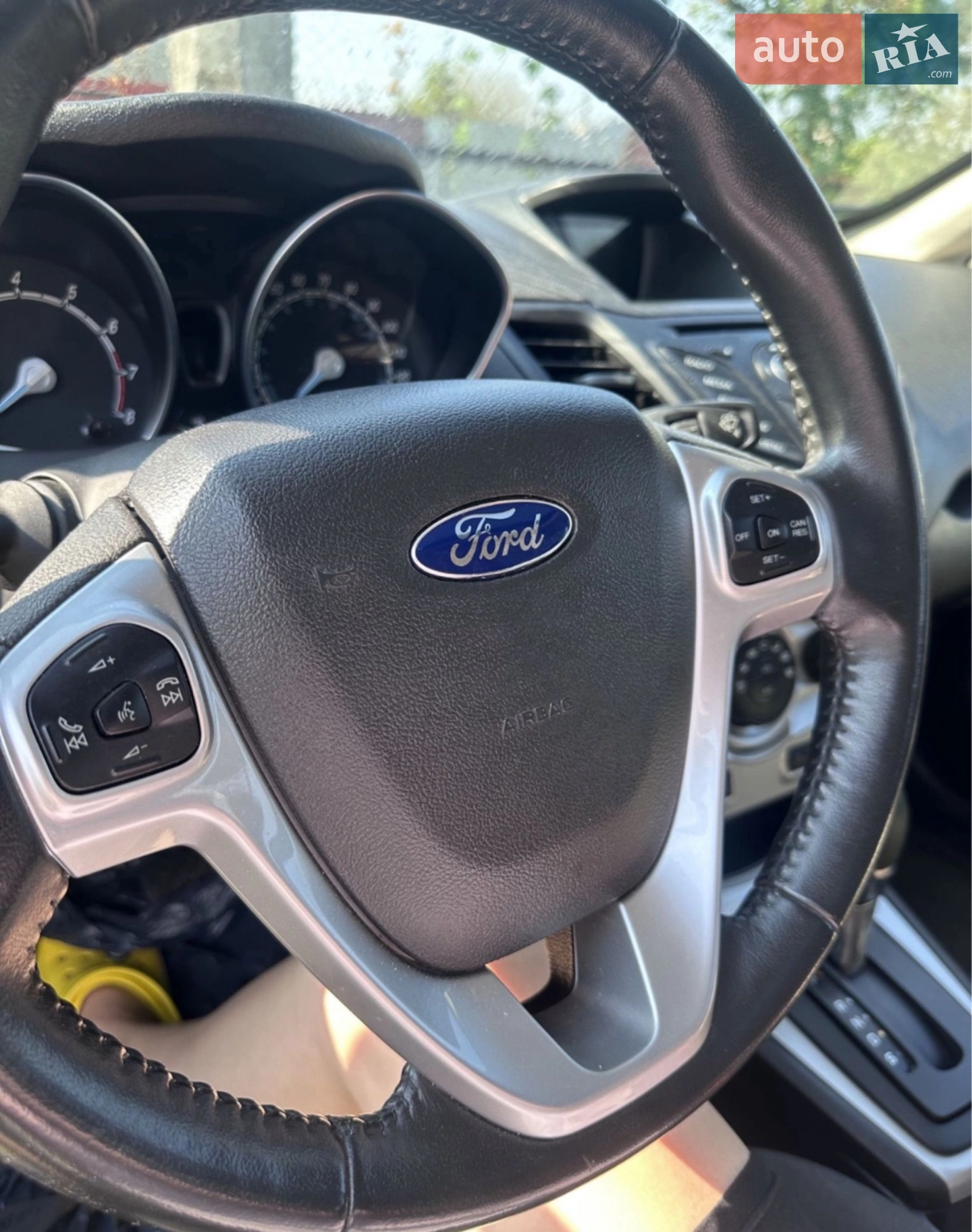 2016 Ford Fiesta - мініатюра 11