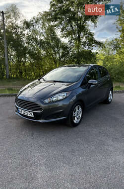 Хетчбек Ford Fiesta 2017 в 