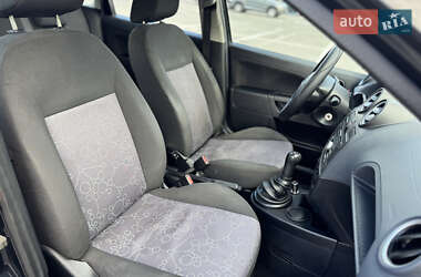 Хетчбек Ford Fiesta 2007 в 