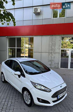 Седан Ford Fiesta 2017 в 