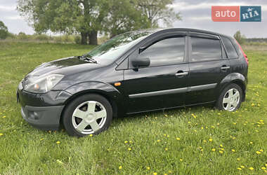Хетчбек Ford Fiesta 2008 в 