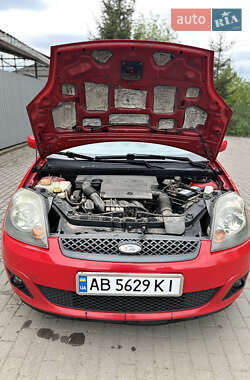 Хэтчбек Ford Fiesta 2007 в 