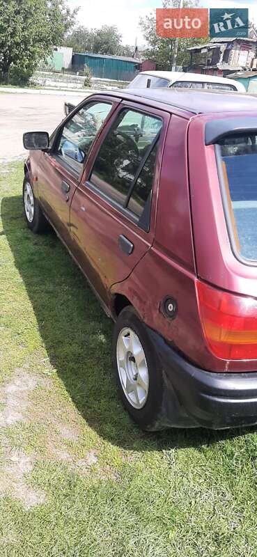 Хэтчбек Ford Fiesta 1989 в Луцке