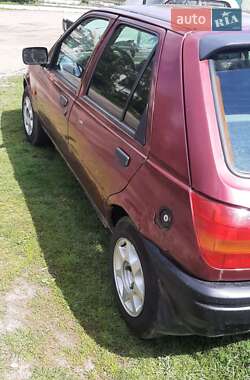 Хетчбек Ford Fiesta 1989 в 