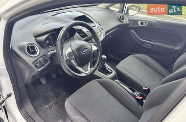 Хэтчбек Ford Fiesta 2014 в 