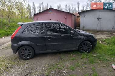Хэтчбек Ford Fiesta 2007 в 