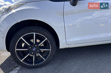 Седан Ford Fiesta 2017 в 