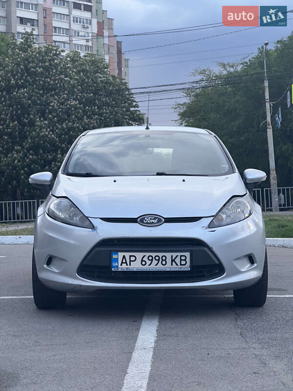 Хэтчбек Ford Fiesta 2011 в Днепре фото 2 Хэтчбек Ford Fiesta 2011 в Днепре