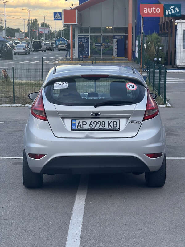 Хэтчбек Ford Fiesta 2011 в Днепре фото 4 Хэтчбек Ford Fiesta 2011 в Днепре