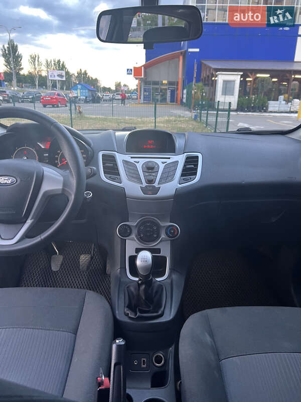 Хэтчбек Ford Fiesta 2011 в Днепре фото 13 Хэтчбек Ford Fiesta 2011 в Днепре