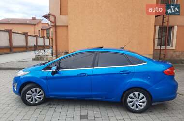 Седан Ford Fiesta 2011 в Коломиї