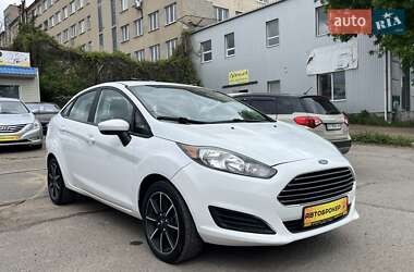 Седан Ford Fiesta 2017 в 