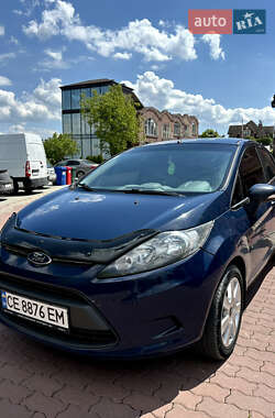 Хэтчбек Ford Fiesta 2011 в Черновцах