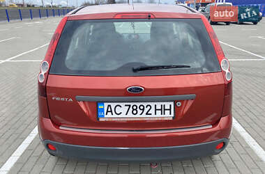 Хэтчбек Ford Fiesta 2006 в 
