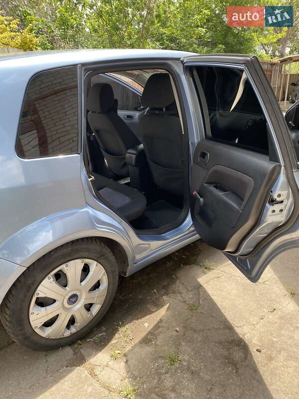 Хэтчбек Ford Fiesta 2006 в Никополе