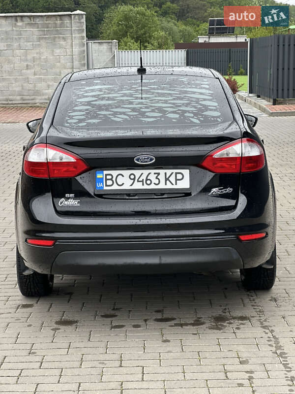 Седан Ford Fiesta 2017 в Львове