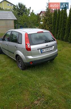 Хэтчбек Ford Fiesta 2008 в 