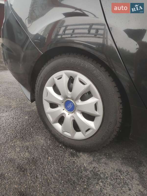 Седан Ford Fiesta 2014 в Харькове фото 22 Седан Ford Fiesta 2014 в Харькове