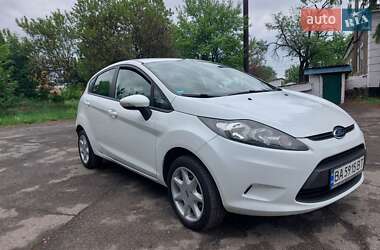 Хетчбек Ford Fiesta 2011 в 