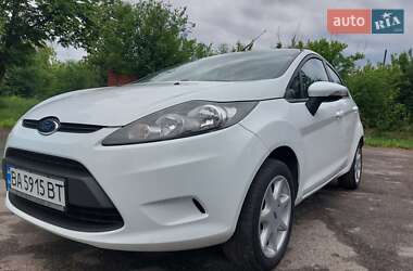 Хетчбек Ford Fiesta 2011 в 